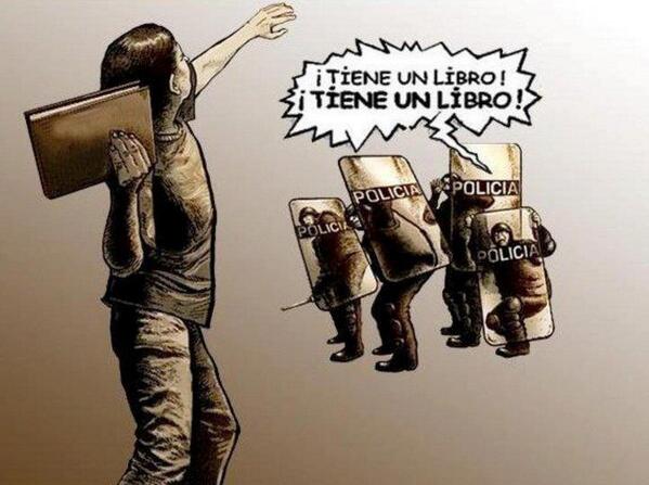 estudiante con libro