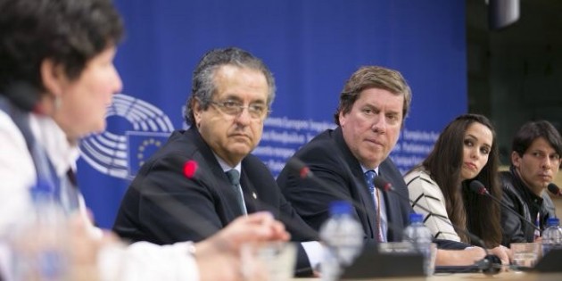 AAA CgnLkvmWYAAuQ8h.jpg large