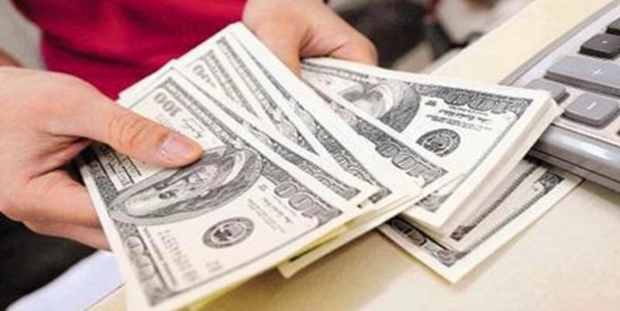 dolares-3-700x352