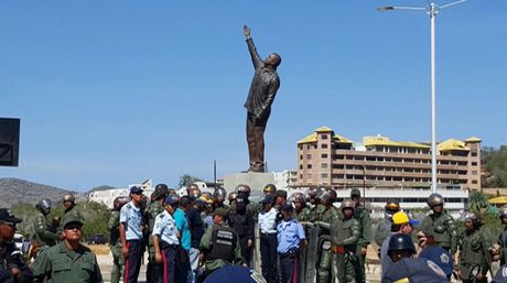 margaritenos-chavez-auyama-foto-twitter_nacima20161026_0112_6