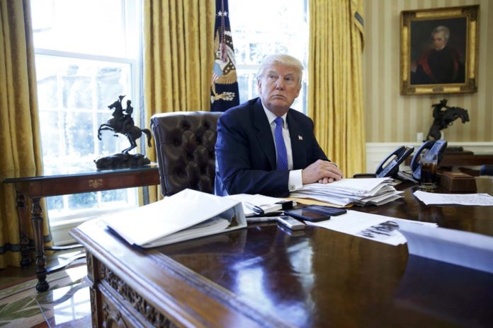 2017-02-23T233757Z_1627369142_HT1ED2N1TMR2P_RTRMADP_3_USA-TRUMP