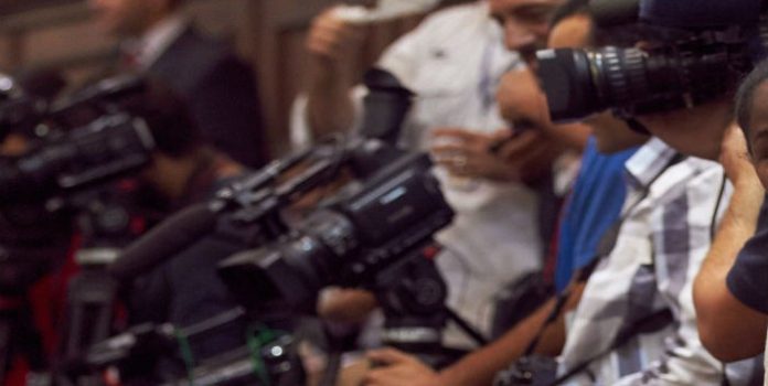 Periodistas-700x352