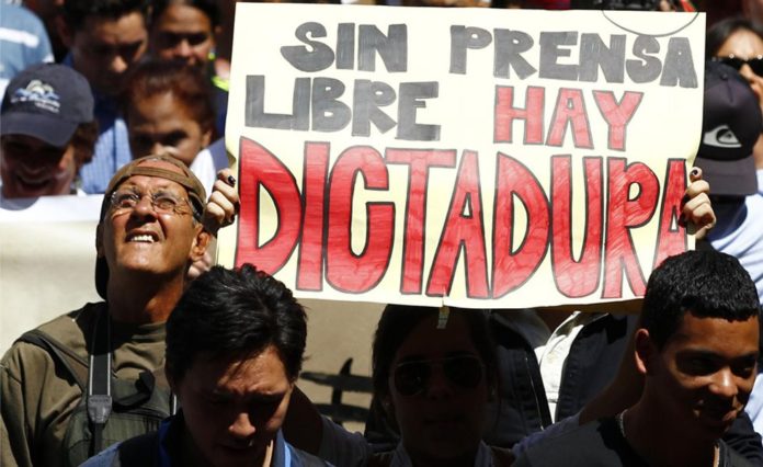 No-a-la-censura-9801