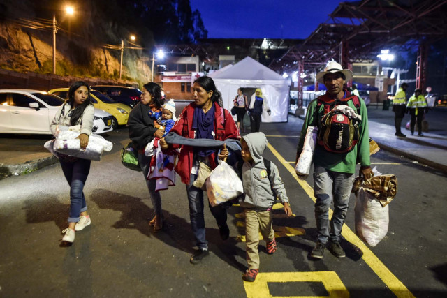 VENEZUELA-MIGRATION-JOURNEY-FAMILY