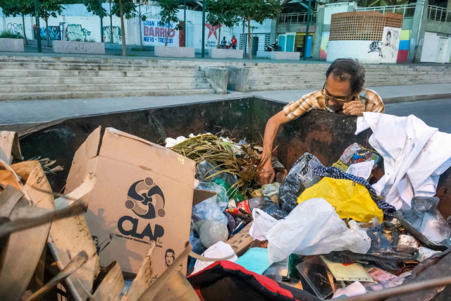 La economía venezolana se contrajo 50 % desde 2013, dice Parlamento