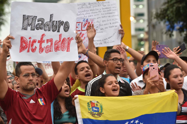 PERU-VENEZUELA-CRISIS-MADURO-PROTEST