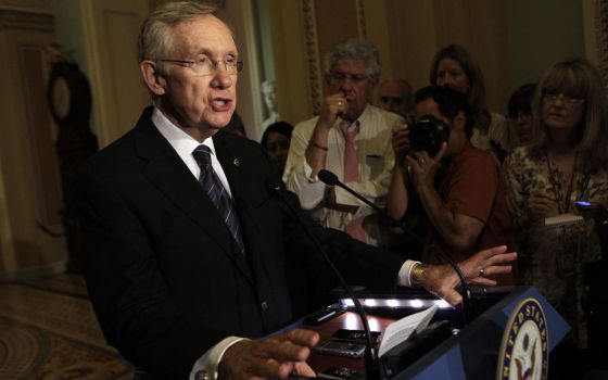 El líder de la mayoría demócrata en el Senado, Harry Reid. / YURI GRIPAS (REUTERS)