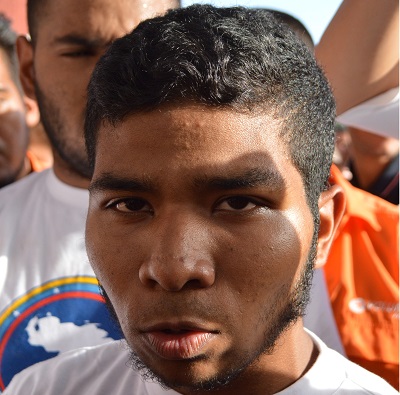 Sergio Morales. 19 años. Estudiante de tercer año de Derecho en la UGMA. Actualmente se dedica también a cursar estudios de inglés.
