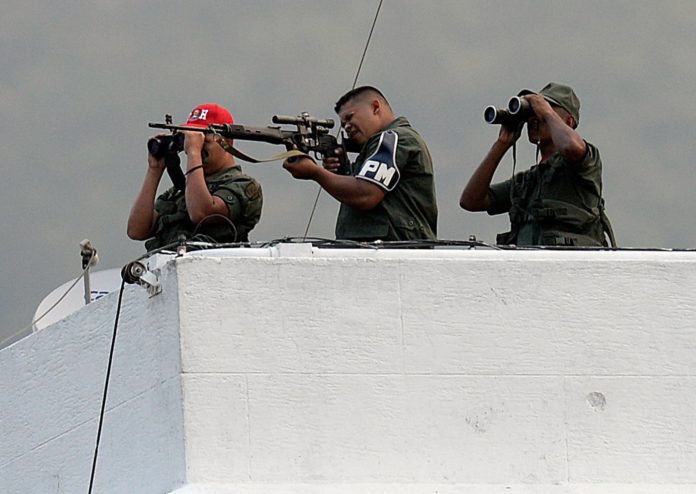 francotiradoresmiraflores_AFP