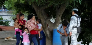 Familias de inmigrantes venezolanos deportados