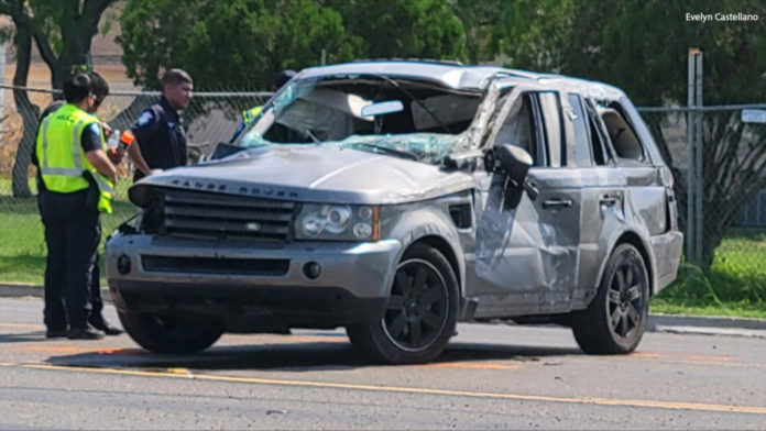 13221119_050723-wls-tx-crash-img